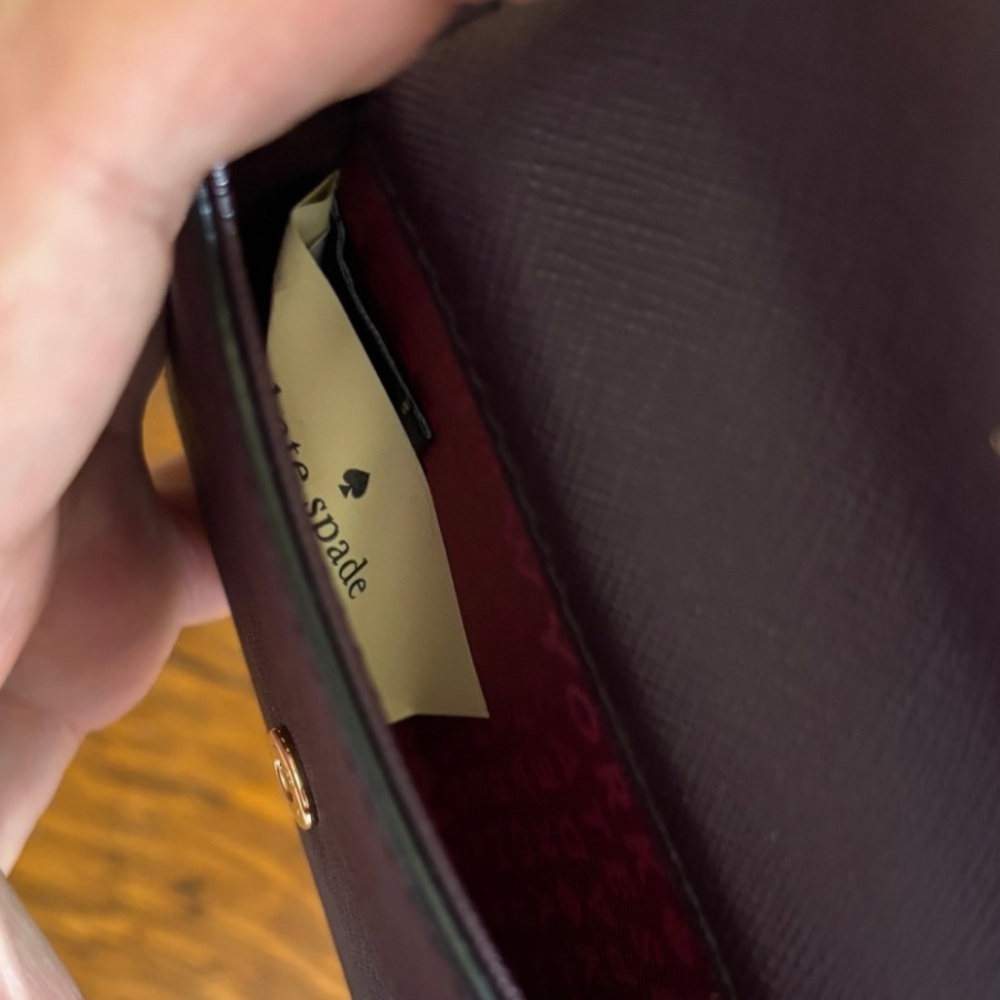 ♠️ Kate Spade Holly Laurel Way Card Wallet – Plum - Picture 2 of 6